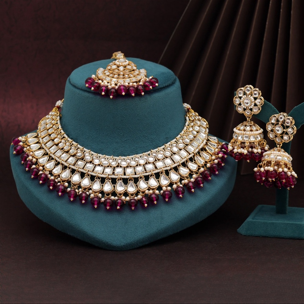 Timeless rani necklace with maangtika